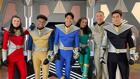 reggie kisscartoon|Power Rangers: Cosmic Fury .